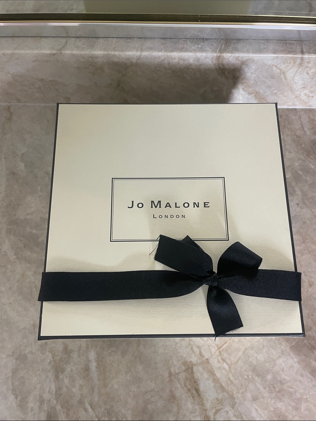 Brand New Jo Malone Cream And Black Presentation Box With Card